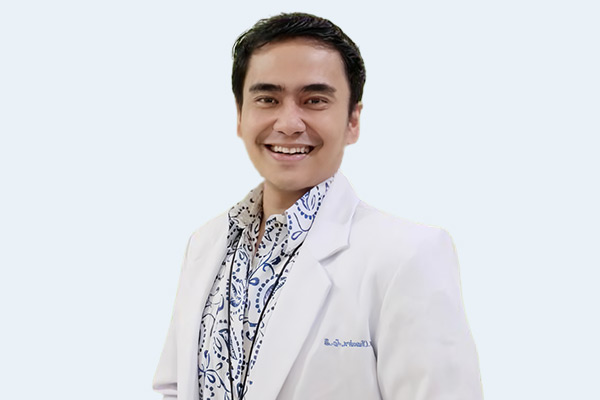 dr.-Chandra-Aquino-Tambunan,-Sp.B.,FINACS.,FICS.,M.H.,C.Med